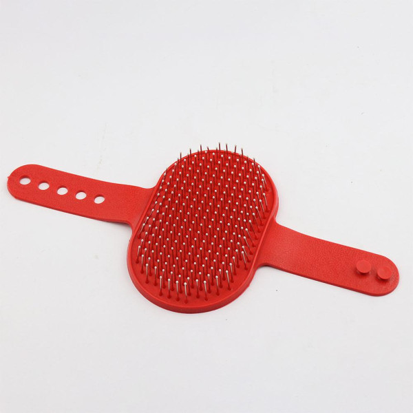 Щітка силіконова на руку,для вичіс. шерсті з напиленням "Пухнастики" 13*26 см